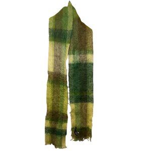 Banana Republic Scotland Green Mohair pile Scottish PLAID scarf